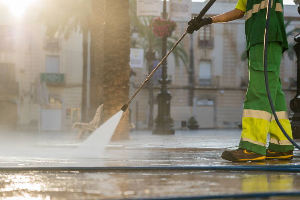 Best Pool Deck Cleaning  in Ypsilanti, MI